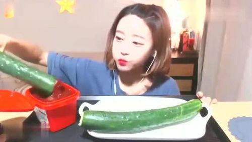 娱乐吃瓜酱还伞,揭秘明星遮阳伞背后的时尚风云 第3张 娱乐吃瓜酱还伞,揭秘明星遮阳伞背后的时尚风云 第3张